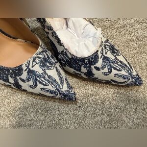 SteveMadden Bri BlueWhiteToile Slingback Heels New in Box